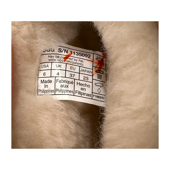 UGG Women's Classic Ultra Mini Platform Chestnut Rich Suede Size 6 NIB Platform - Picture 15 of 16